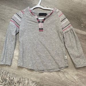 Silver Jeans | Tribal Line embroidery